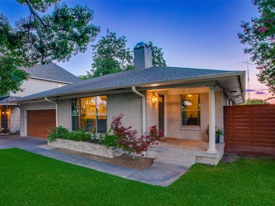 9039 Lanshire Dr