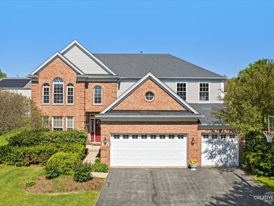 Property at 1164 Dorr Dr, Sugar Grove, IL