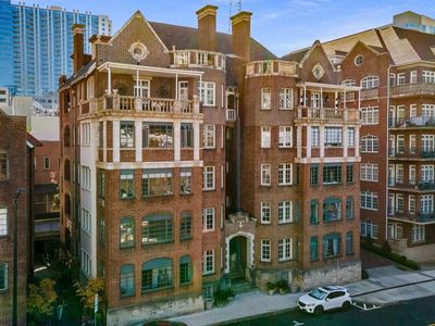 81 Peachtree Pl NE APT 6