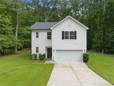 Property at 527 Dogwood Dr, Liberty, NC