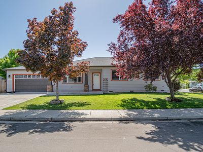 2702 Eagle Creek Dr