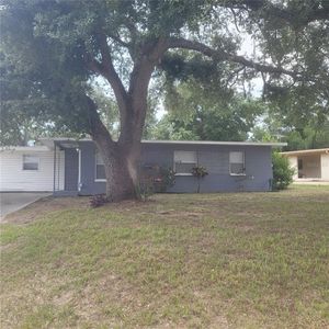 8702 Beverly Dr