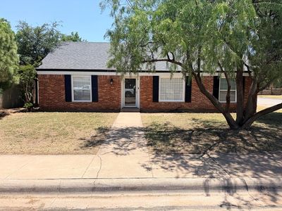 613 W Estes Ave