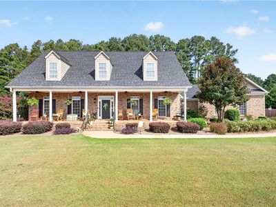 102 Lantern Ridge Dr