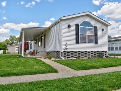 990 Jerry Lee Dr