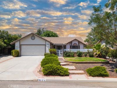 8526 Valley View Dr