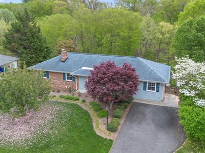 3432 Falling Green Rd