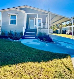 621 Blue Grass Way