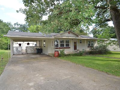 220 Littlefield Dr
