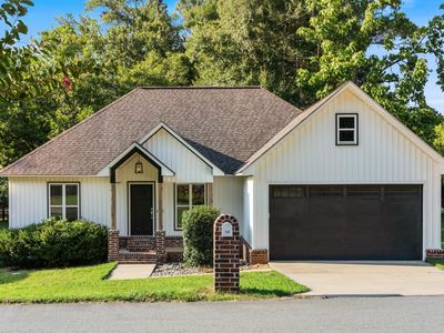 116 E Sunset Dr