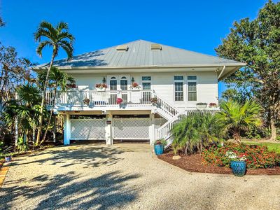 272 Ferry Landing Dr