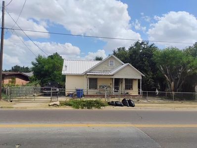 413 Corpus Christi St