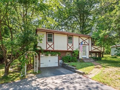 126 Bayberry Rd