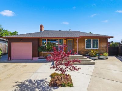 2720 Hilltop Drive