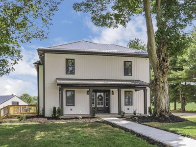 10123 Loop Rd