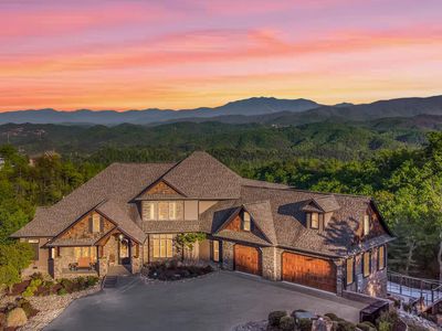 3270 Laurel Cove Trl