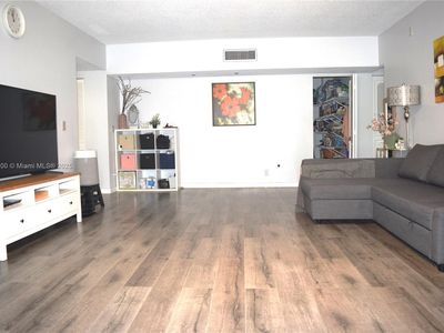 6328 Longboat Ln W #204