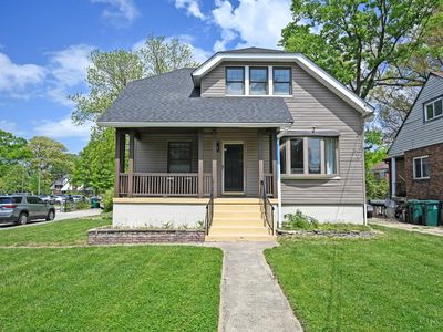 1602 Rose Pl