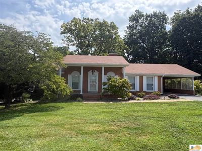 Property at 104 Adairland Ct, Glasgow, KY