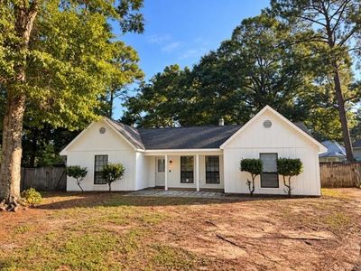 204 Straford Cir N