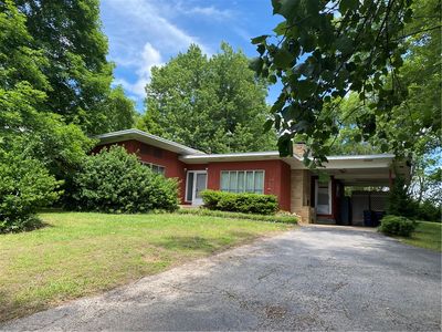 1503 Capps Rd