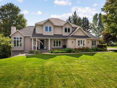 4869 Westchester Cmns