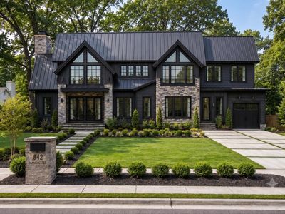 842 Manchester Dr