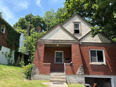 1641 Tuxworth Ave