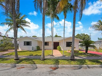 1735 SW 15th St