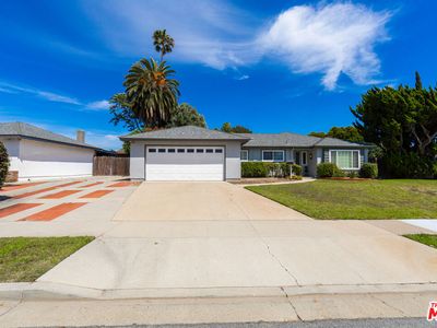 1956 Leven Ave