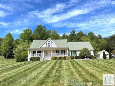 Property at 1297 Animal Clinic Rd, Stuart, VA