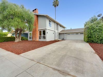 342 Avenida Arboles