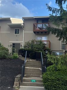 27512 Evergreen Run