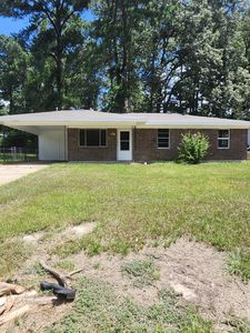 618 Elm St