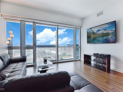 4471 Dean Martin Dr Unit 3904