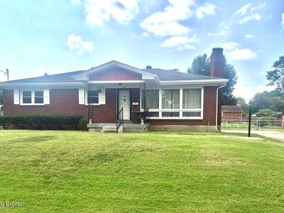 5812 Hornbeam Ln
