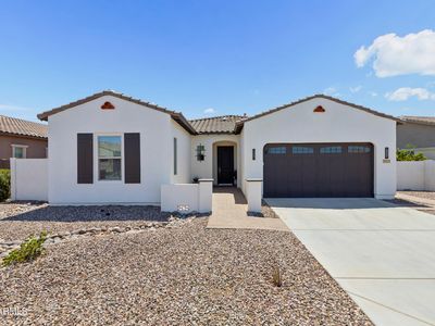 3325 E Coconino Drive