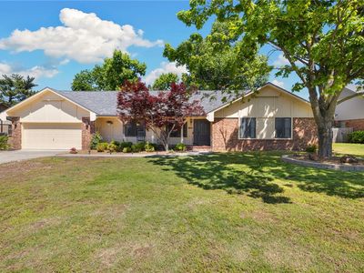 701 S Chateau Dr