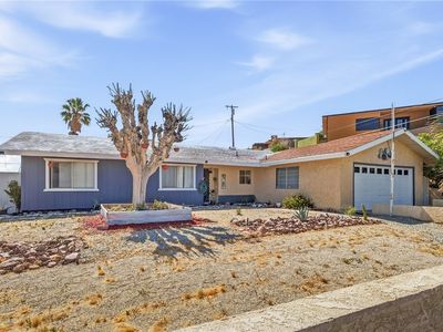 1104 Bigger St
