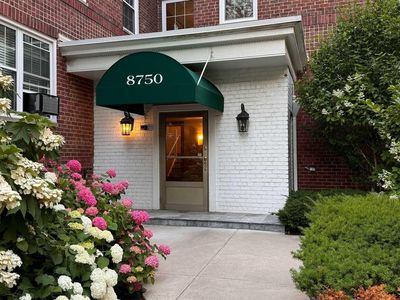 8750 Boulevard E APT 1F