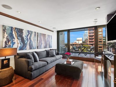 130 Barrow St APT 513