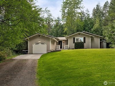170 E Barnsby Place