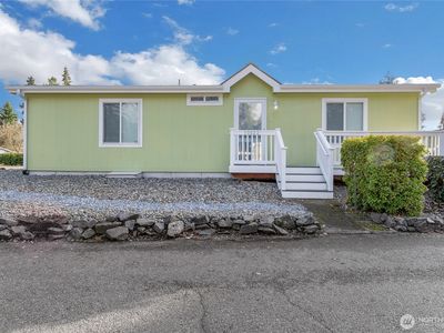 10022 191st Street E