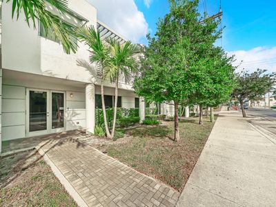 1202 Lucerne Avenue #C