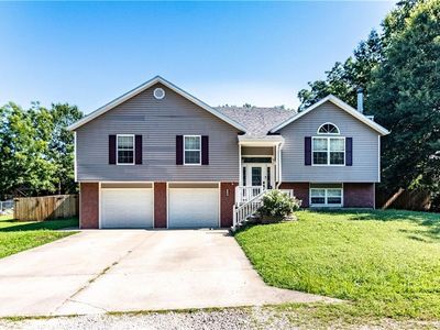 310 Marilyn Ave