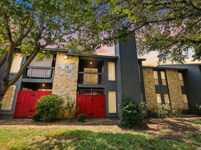 3843 Barrington St #250M