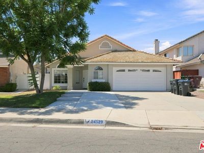 24529 Ridgewood Dr