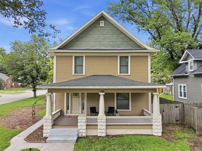 702 Sumner St
