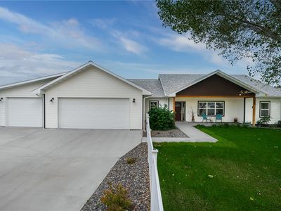 120 E Centennial Rd