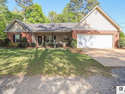915 Woods Rd
